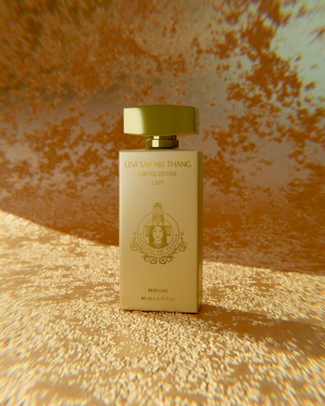 LEVI SAP NEI THANG LIMITED EDITION LADY